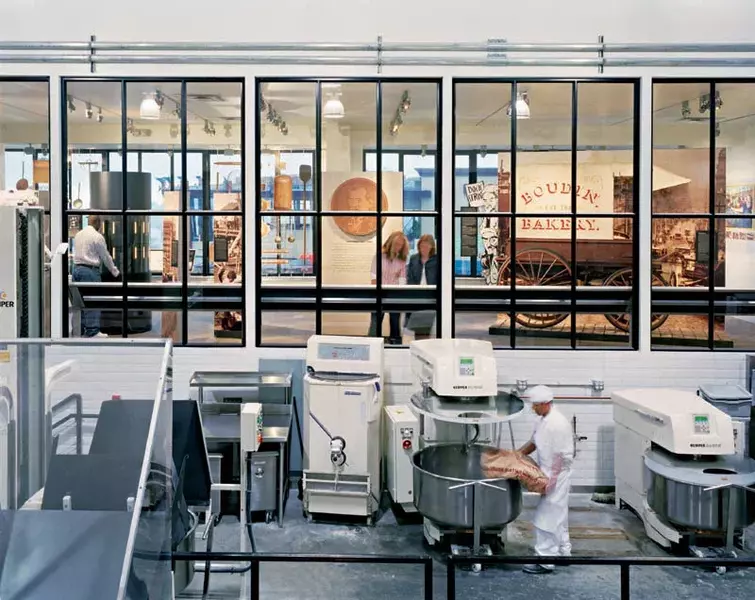 Bäckerei Teig kneten - Lebensmittelbranche